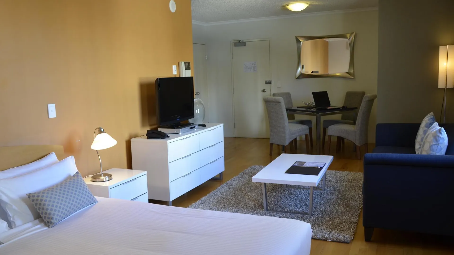 Frisco Apartments Brisbane