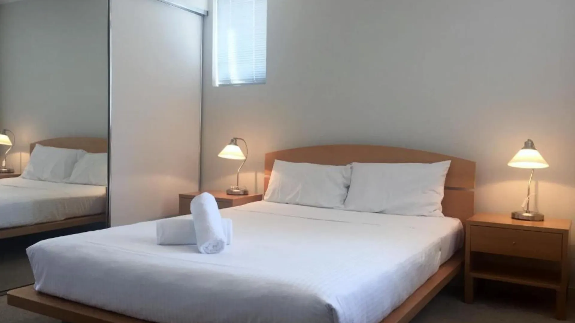 Frisco Apartments Brisbane Aparthotel
