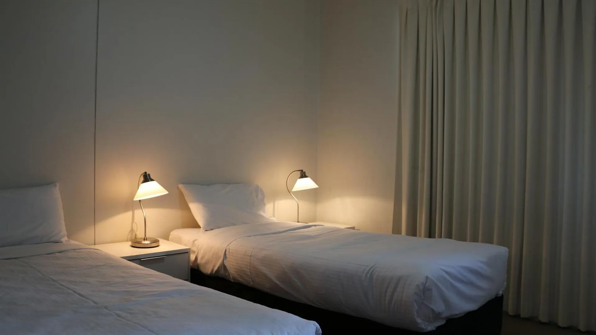 Frisco Apartments Brisbane Aparthotel