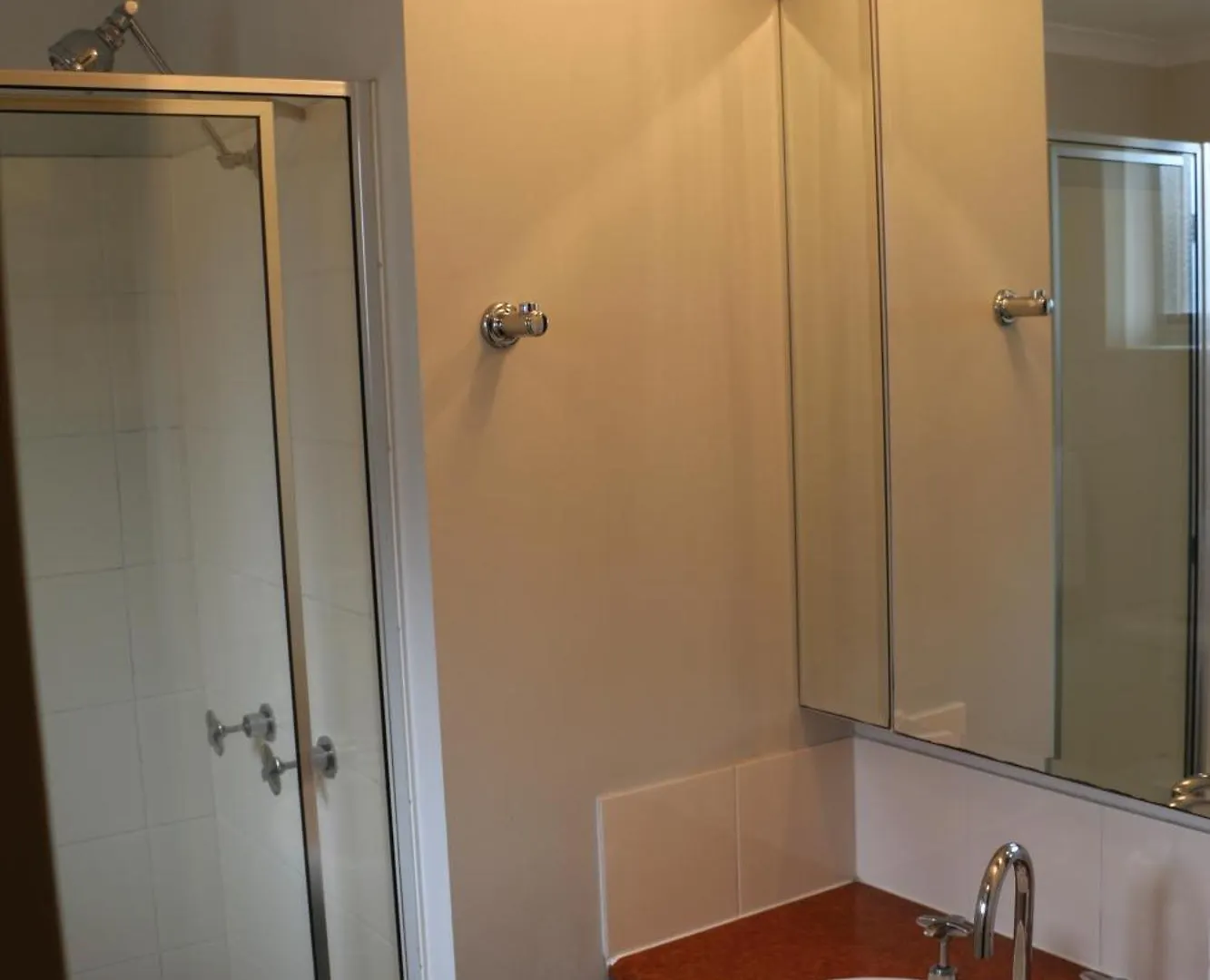 Frisco Apartments Brisbane Aparthotel