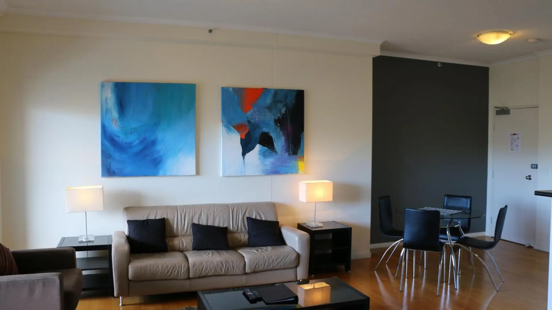 **** Aparthotel Frisco Apartments Brisbane Australia
