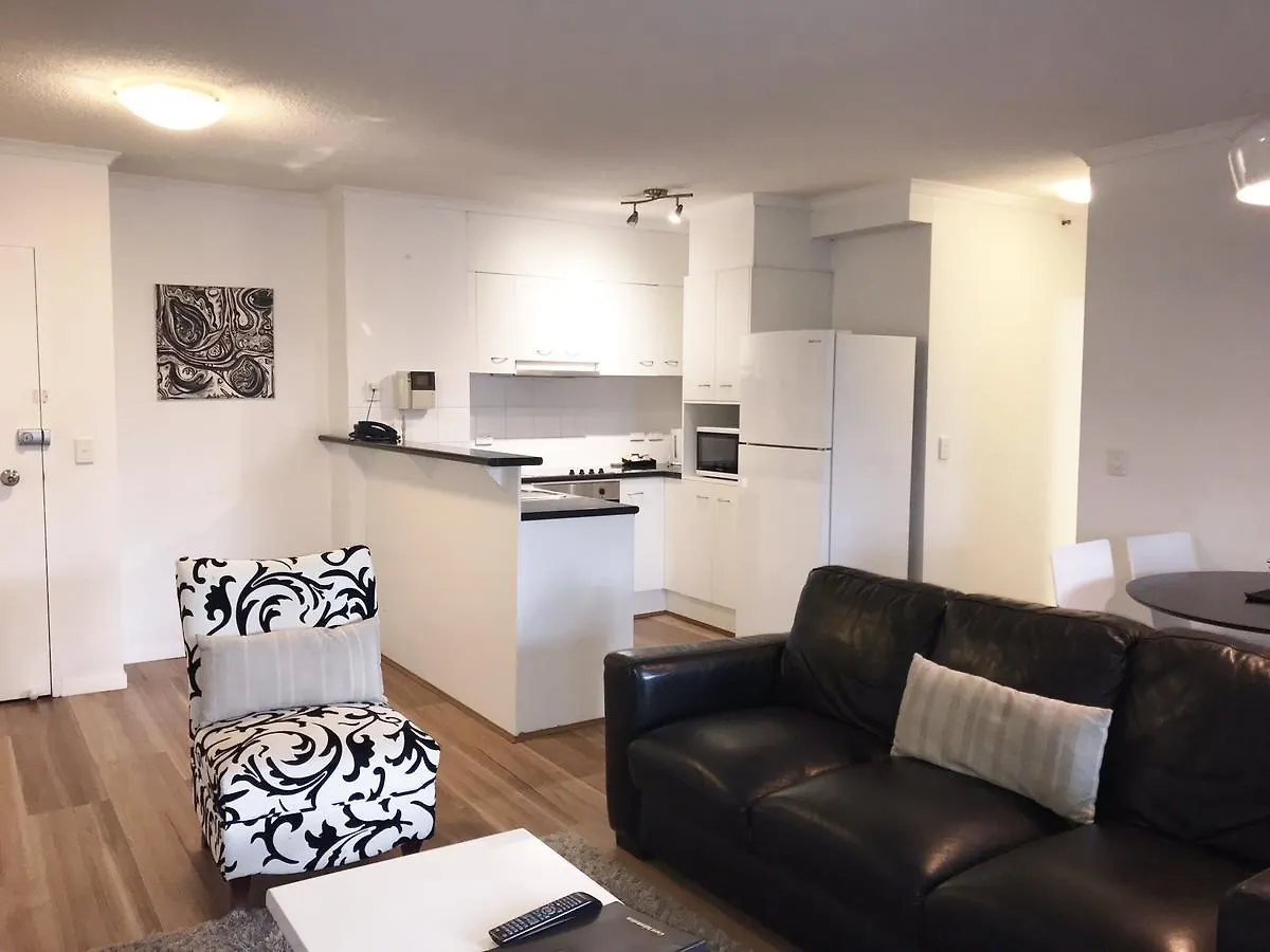 Frisco Apartments Brisbane Aparthotel